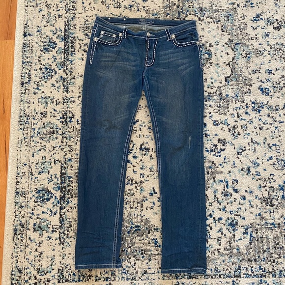 Juniors Clash Jeans - Picture 5 of 11